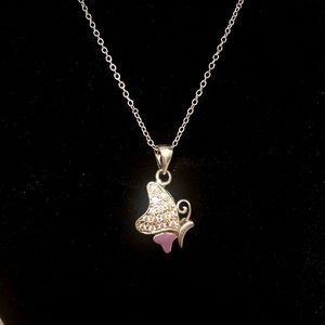 Fashion Necklace with A Butterfly pendant.